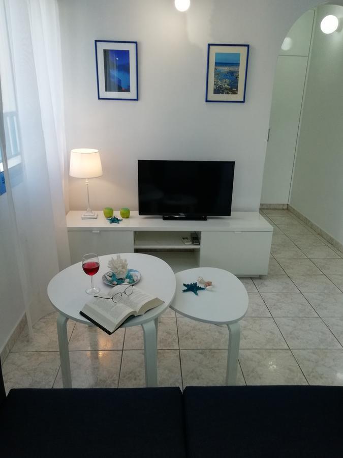 Ocean Blue Apartments Pafos Dış mekan fotoğraf